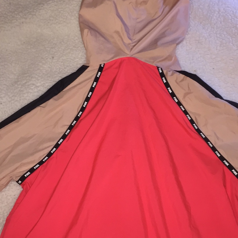 Pink wind jacket - Picture 4 of 4